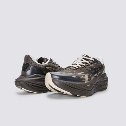 ASICS Superblast 3 blacktoes